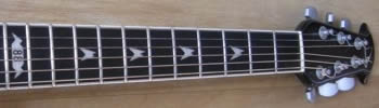 Fretmarkers on a left-handed guitar