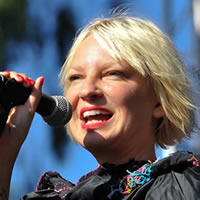 Sia